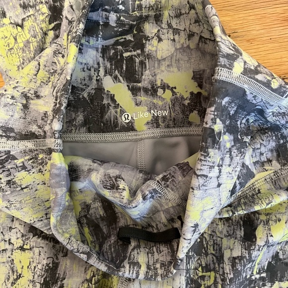 Lululemon Wunder Train High Rise 25 Inseam Size 4 - Picture 3 of 6